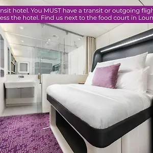Yotelair Amsterdam Schiphol Transit 3*, Amsterdam Airport Schiphol Países Bajos